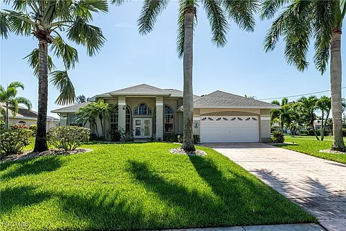 4701 Sands Blvd Photo 1