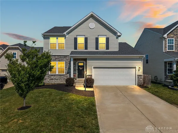 6300 Willow Oak Dr, Tipp City, OH 45371