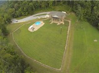 6225 Dry Crk, Dowelltown, TN 37059