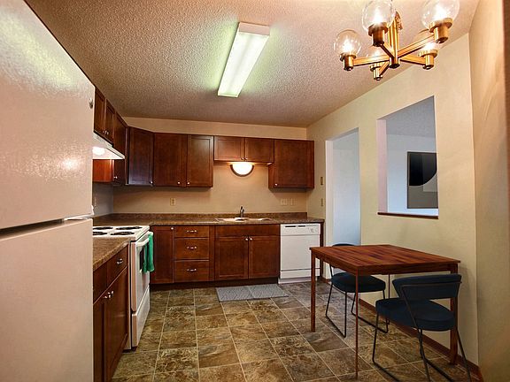 Fargo, ND Westwood Estates Apartments | Dining