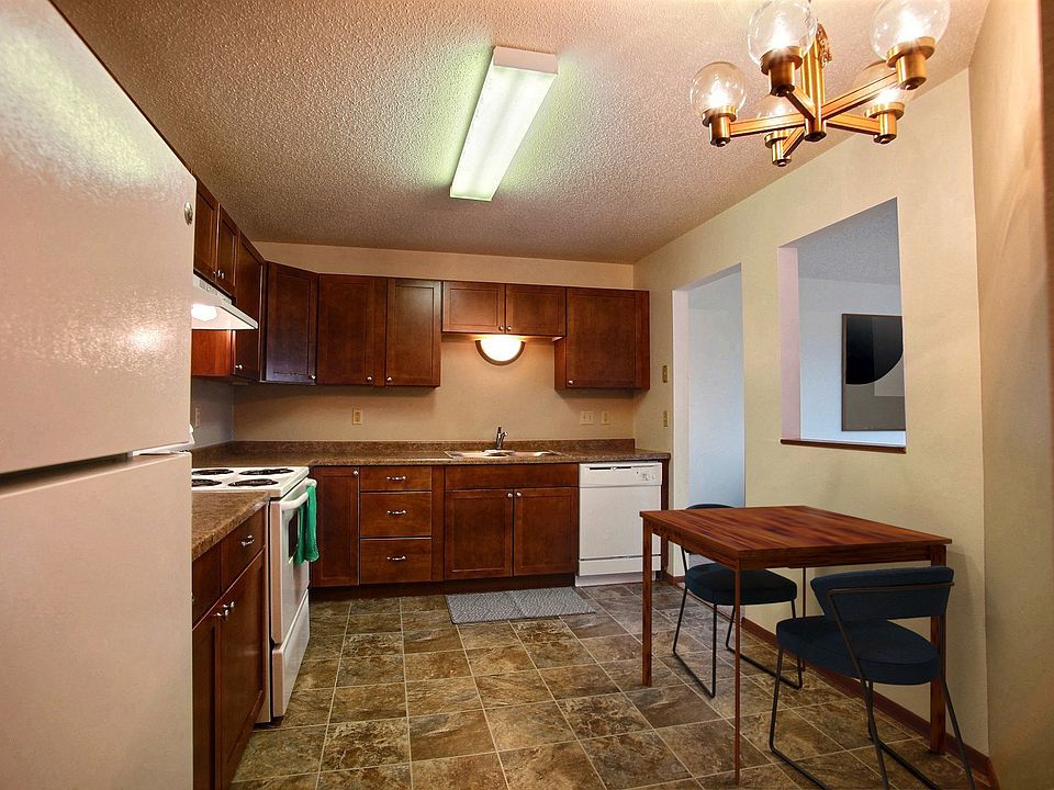 Fargo, ND Westwood Estates Apartments | Dining