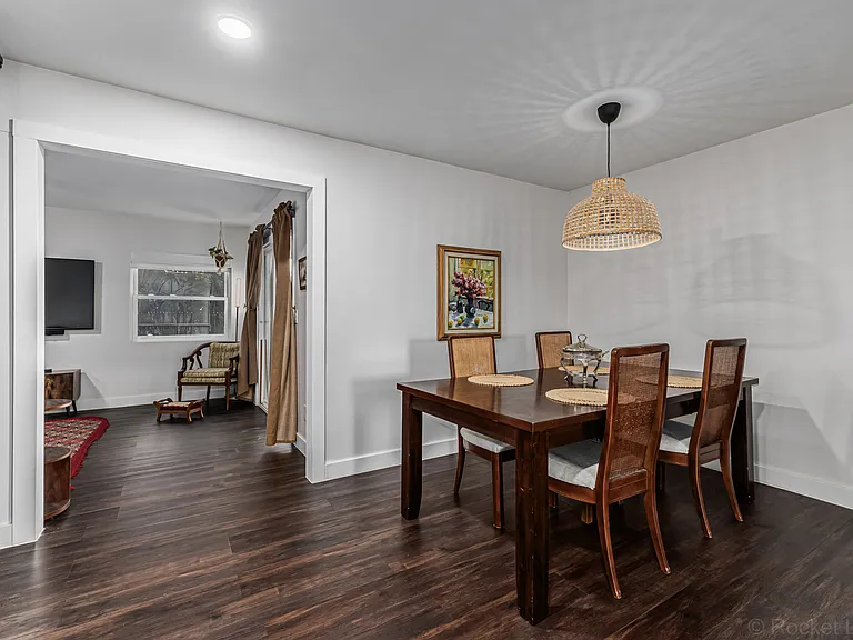 2200 N Los Altos Dr — Photo 18