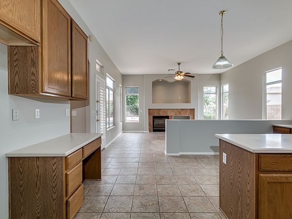 4th image of 1831 S Brentwood Pl