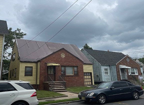 3rd image of 81 Paine Ave