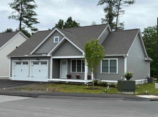 17 Wilderness Dr, Nashua, NH 03062