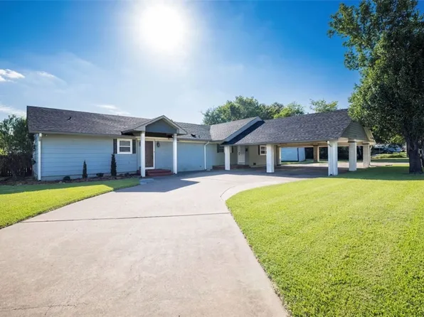 116 N Hearne St, Franklin, TX 77856