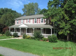 52 Putting Ln, Chicopee, MA 01020