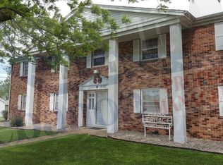 445 N Madison Ave E #20, Lebanon, MO 65536