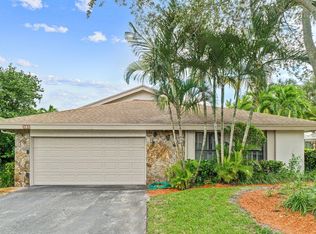 101 Kensington Rd #101, Hollywood, FL 33021