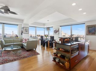 440 Kent Ave APT 17D, Brooklyn, NY