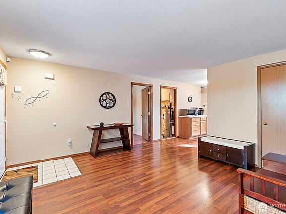 5th image of 17944 Camus Drive SW