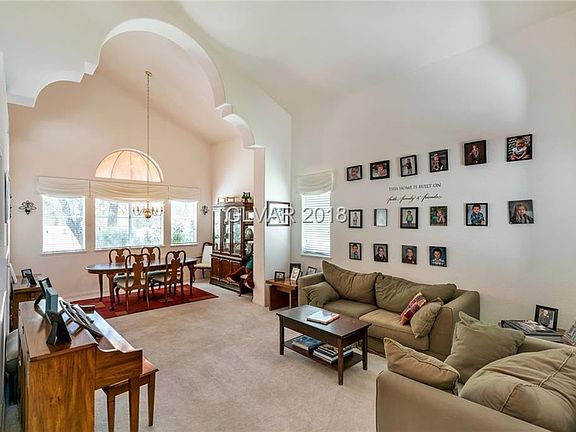 3rd image of 2244 Black Pine Dr