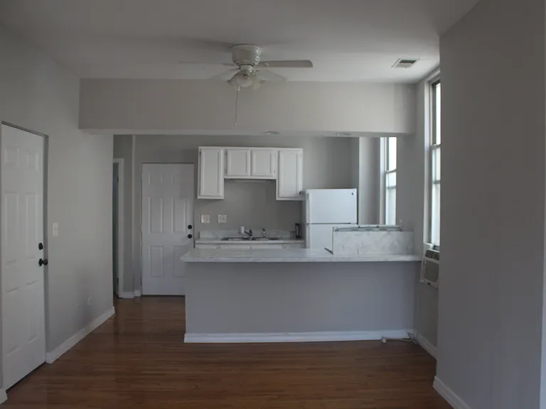 1303 W Ohio St #3F — Photo 6
