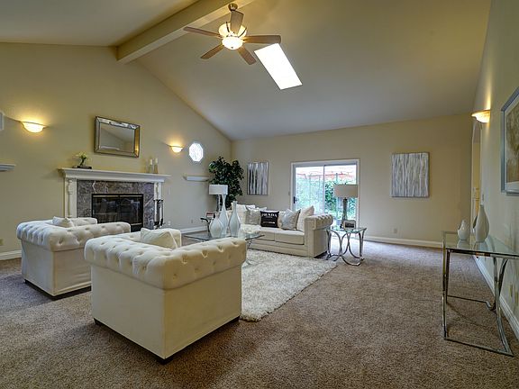4th image of 16937 La Selva Dr