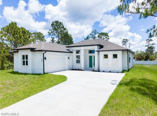 806 Clayton Ave, Lehigh Acres, FL 33972