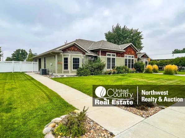611 S 6th St E, Malta, MT 59538