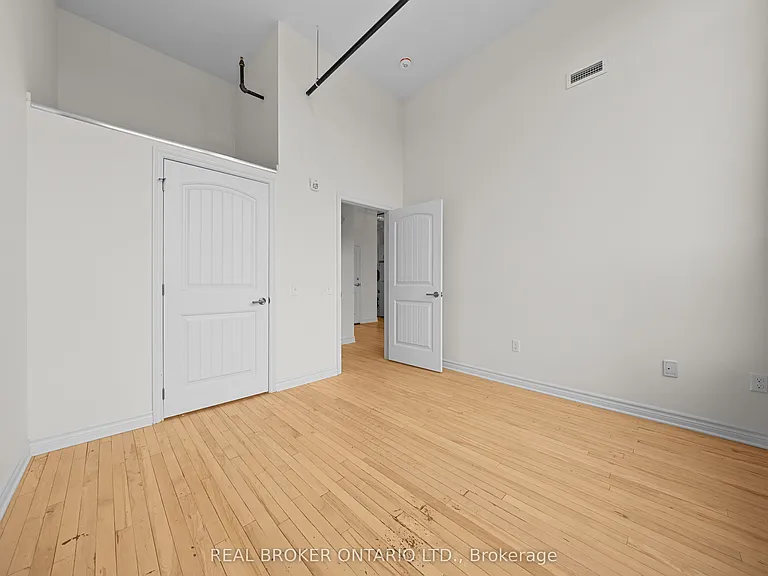 150 Mill St #211 — Photo 8