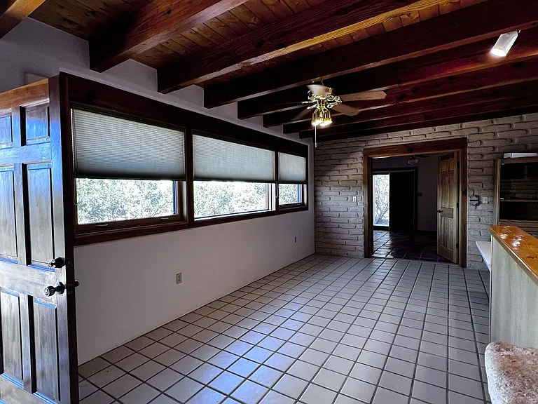 5 Oriente Ct — Photo 39