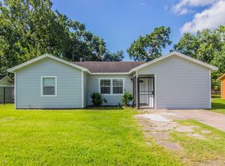 9118 Linda Vista Rd, Houston, TX 77078