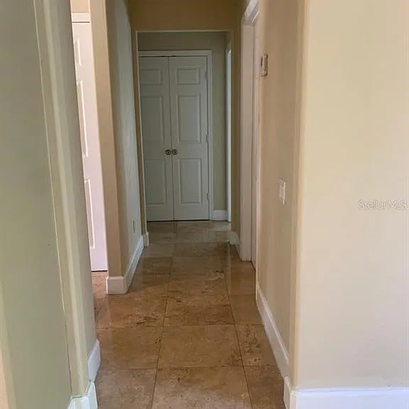 1351 Glenwick Dr — Photo 14