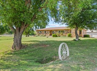 22681 E 1090th Rd, Clinton, OK 73601