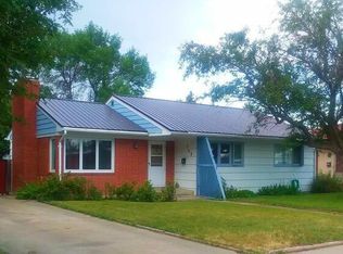 309 7th Ave SE, Cut Bank, MT 59427