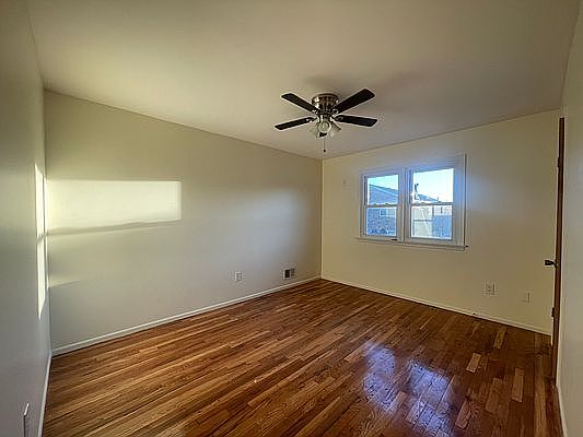 3rd image of 18 Strauss St #1