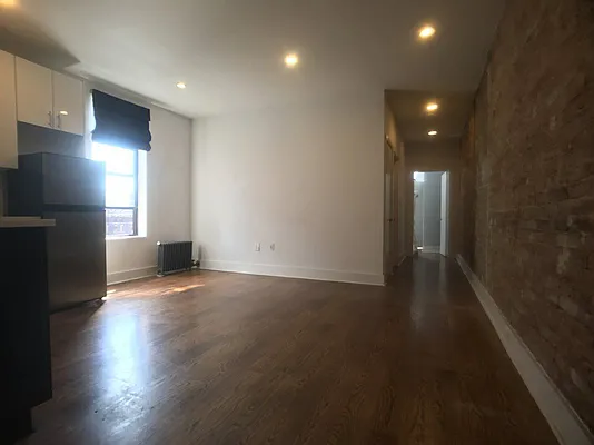 Rented by Bohemia Realty Group | media 27