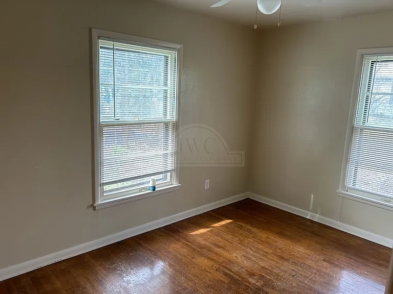 408 Allen St — Photo 15