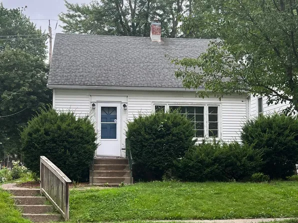 1206 S Central Ave, Burlington, IA 52601