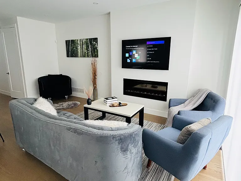 176 Winlow Way — Photo 3