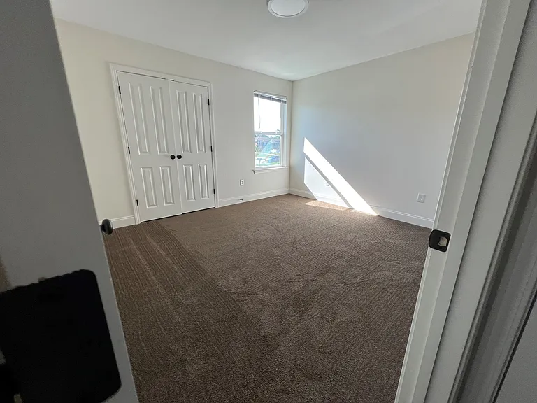 1204 Cambridge Dr #D — Photo 9