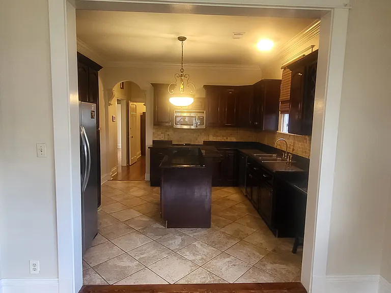2748 Wisteria St — Photo 8