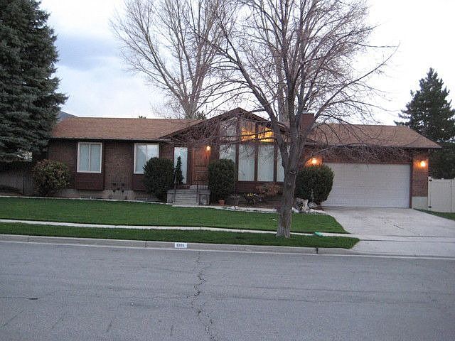 1st image of 1386 E Woodhill Dr
