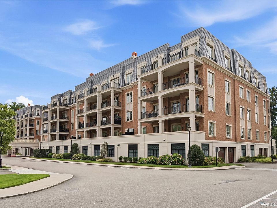 1st image of 3000 Royal Court #3206