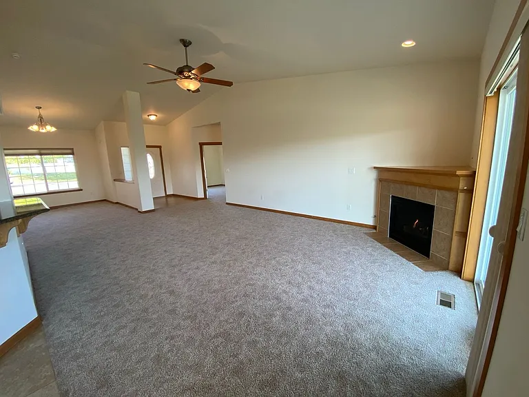 3511 Hovley Ln — Photo 10