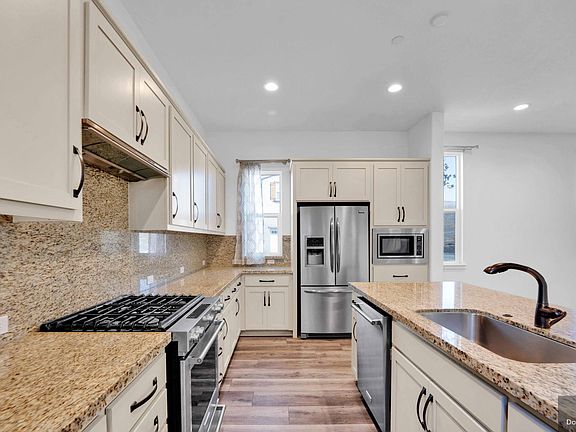 5th image of 7182 Stags Leap Ln