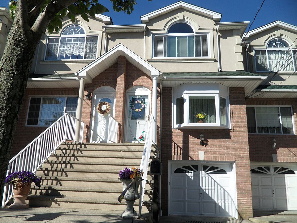 1st image of 22 Lorraine Ave