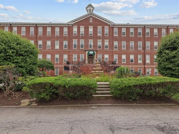 1403 Villa At The Woods #1403, Peekskill, NY 10566
