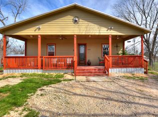 403 S Commerce St, Granger, TX 76530