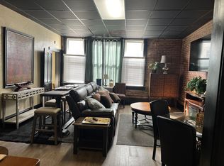 330 E 4th St, Huntingburg, IN 47542