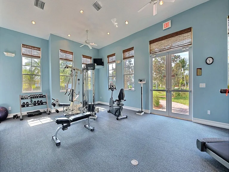 2030 Bridgepointe Cir #112 — Photo 34