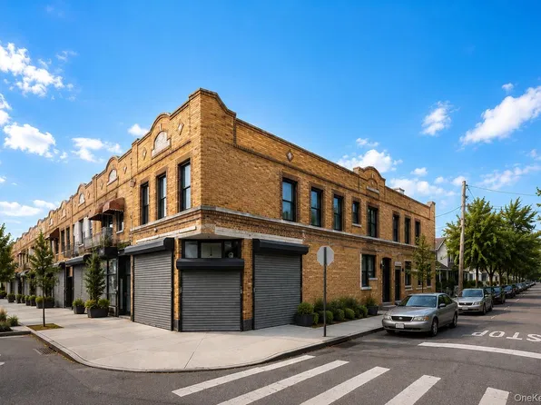 121-19 Sutphin Boulevard, Jamaica, NY 11434