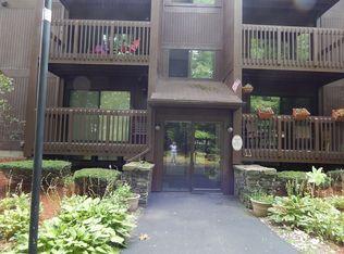 340 Sunderland Rd Unit 36G, Worcester, MA 01604