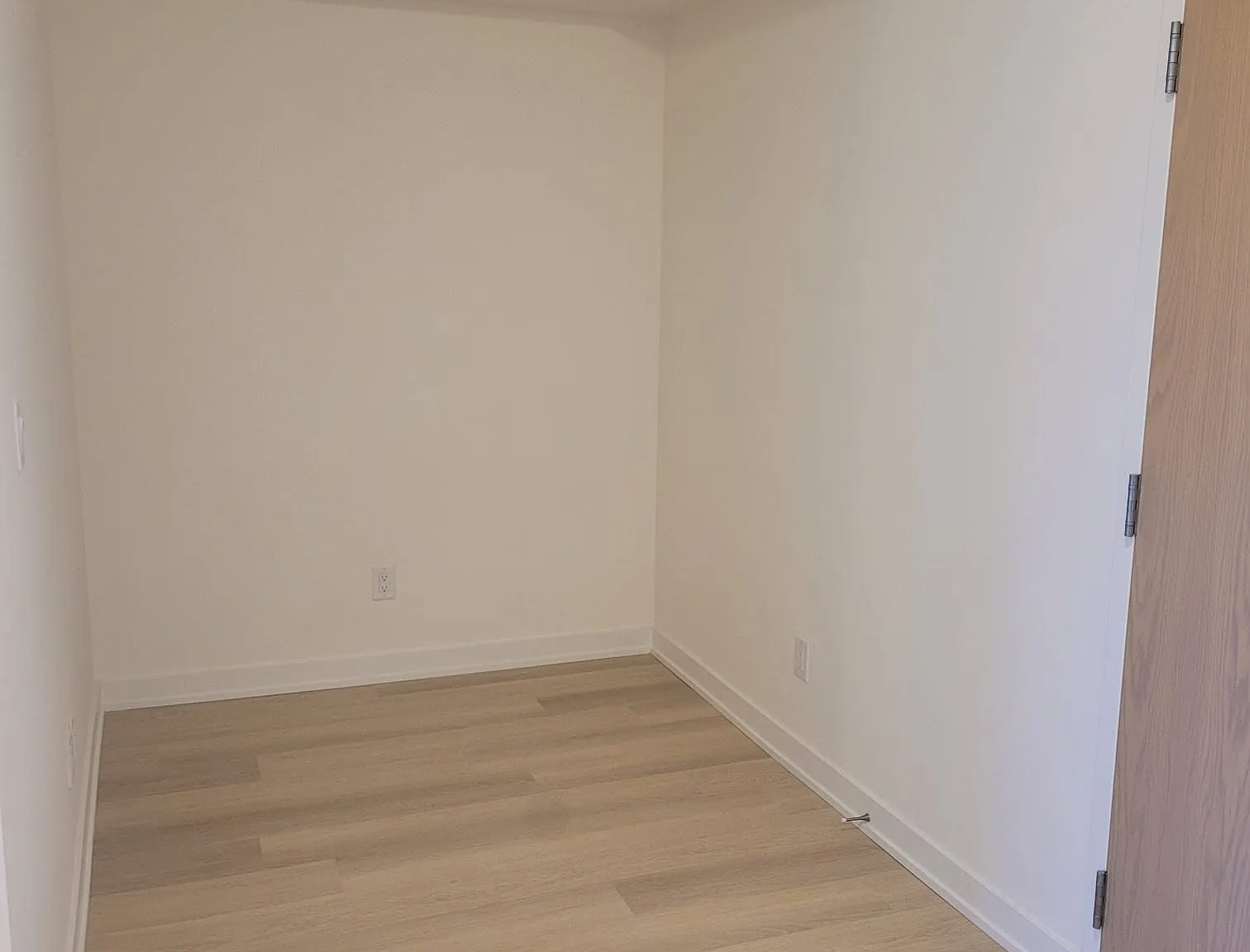 Yorkwoods Condo — Photo 3