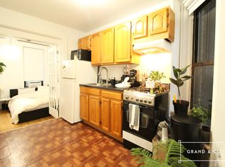 120 Mac Dougal St #18, New York, NY 10012