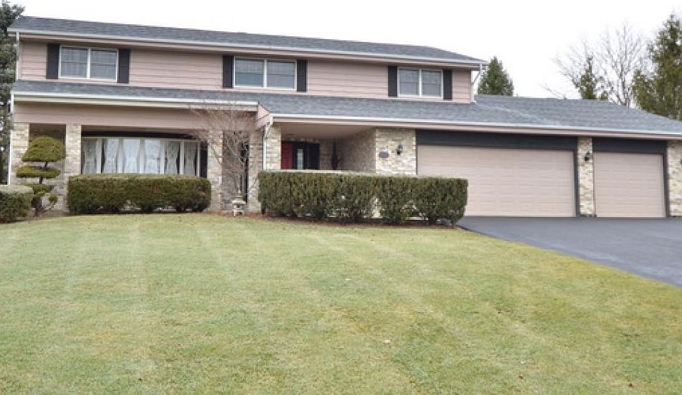 1st image of 13328 Redcoat Dr E