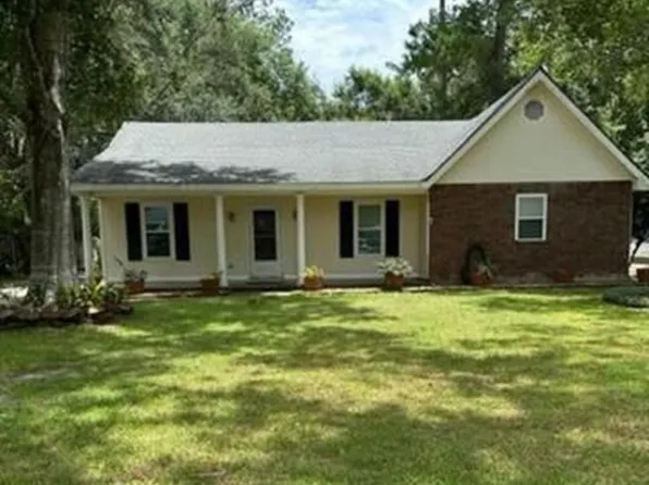 145 Highland Dr, Mandeville, LA 70471