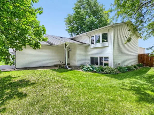 413 Tiffany Dr, Hastings, MN 55033