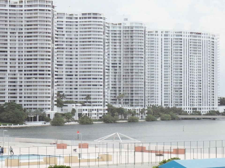 1st image of 250 174th St APT 511